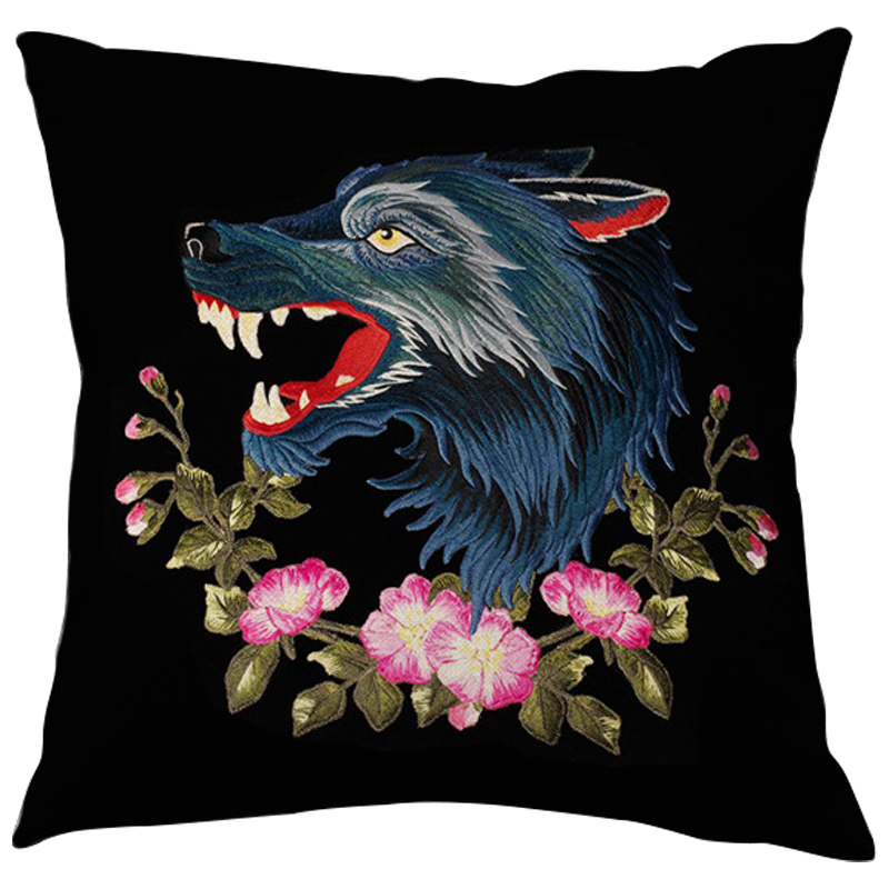 Декоративная подушка с вышивкой Стиль Gucci Wolf Black Черный Мульти в Ижевске | Loft Concept 