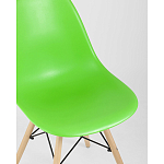 Пластиковый стул на ножках из массива бука Eames Light Green варинант исполнения - 2 | Loft Concept в Ижевске