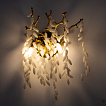 Бра золотого цвета с ветвями и белыми овальными стеклянными подвесками Droplet Chandelier варинант исполнения - 2 | Loft Concept в Ижевске