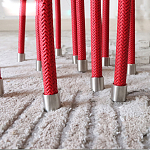 Дизайнерский журнальный стол с круглой прозрачной столешницей и основанием в виде красных металлических тросов Wires варинант исполнения - 3 | Loft Concept в Ижевске