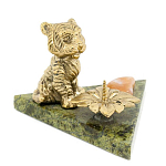Подсвечник с фигуркой тигра из бронзы и натурального камня змеевик Stone Candlestick варинант исполнения - 1 | Loft Concept в Ижевске