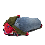 Подушка из джинсовой одежды и вязания Heart&Brain варинант исполнения - 2 | Loft Concept в Ижевске