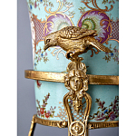 Ваза из голубого фарфора с рисунком птиц и цветов и декоративными элементами Blue Garden варинант исполнения - 11 | Loft Concept в Ижевске