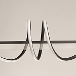 Люстра линейная черного цвета с волнообразным металлическим элементом Luke Lampco Tracer Lamp варинант исполнения - 3 | Loft Concept в Ижевске