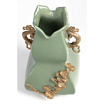 Ваза зеленого цвета из фарфора с бронзовыми ручками в виде драконов и рельефным цветочным декором Eden Garden porcelain and bronze варинант исполнения - 6 | Loft Concept в Ижевске