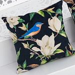 Декоративная подушка чёрная с изображением птицы в саду Blooming Blue Birds варинант исполнения - 2 | Loft Concept в Ижевске