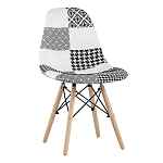 Пластиковый стул на ножках из массива бука Eames Черно-Белый Пэчворк варинант исполнения - 1 | Loft Concept в Ижевске