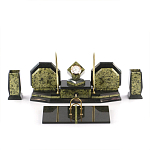 Настольный письменный набор из змеевика с часами и таблетницей Successful Leader варинант исполнения - 1 | Loft Concept в Ижевске