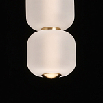 Подвесной светильник с 3-мя округлыми матовыми плафонами из белого стекла Golden Swirl варинант исполнения - 7 | Loft Concept в Ижевске