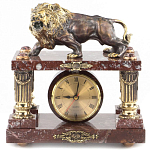 Часы настольные из креноида и бронзы с декором в виде льва Lion Stone Clock варинант исполнения - 1 | Loft Concept в Ижевске