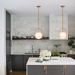 Подвесной светильник с белым плафоном в форме шара в арочной подвеске Hinkley варинант исполнения - 19 | Loft Concept в Ижевске