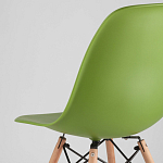 Пластиковый стул на ножках из массива бука Eames Green варинант исполнения - 3 | Loft Concept в Ижевске