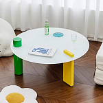 Дизайнерский журнальный стол с круглой белой столешницей на 3-х геометрических ножках Tajefox варинант исполнения - 1 | Loft Concept в Ижевске