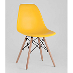 Пластиковый стул на ножках из массива бука Eames Yellow варинант исполнения - 1 | Loft Concept в Ижевске