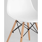 Пластиковый стул на ножках из массива бука Eames White  варинант исполнения - 2 | Loft Concept в Ижевске