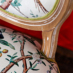 Стул из массива бука бежевый с изображением птиц и цветов Beige Green Chinoiserie Peach Garden Chair варинант исполнения - 4 | Loft Concept в Ижевске