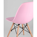 Пластиковый стул на ножках из массива бука Eames Pink варинант исполнения - 3 | Loft Concept в Ижевске