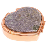 Таблетница карманная в форме сердца с 3-мя отделениями с зеркалом и накладкой из натурального камня Лепидолит Red Gold Stone Pillboxes варинант исполнения - 1 | Loft Concept в Ижевске