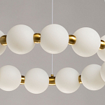Люстра круглая с матовыми белыми шарами PEARLS Suspension варинант исполнения - 4 | Loft Concept в Ижевске