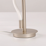 Настольная лампа белым изогнутым плафоном на круглой подставке Luke Lampco Tracer Lamp варинант исполнения - 11 | Loft Concept в Ижевске