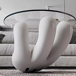 Дизайнерский журнальный стол с круглой прозрачной столешницей на белом фигурном основании Luqak варинант исполнения - 3 | Loft Concept в Ижевске