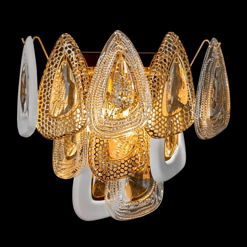 Бра с белыми и прозрачными подвесками Character Chandelier Золотой Прозрачный Белый Бра с белыми и прозрачными подвесками Character Chandelier Золотой Прозрачный Белый в Ижевске | Loft Concept