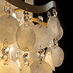 Люстра подвесная с белыми перламутровыми подвесками и изогнутыми золотистыми элементами Диаметр 50 см SHELL Chandelier варинант исполнения - 4 | Loft Concept в Ижевске