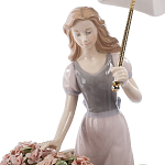Статуэтка фарфоровая Девушка с цветами Charming Statuette варинант исполнения - 1 | Loft Concept в Ижевске