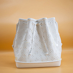 Кашпо в виде сумки  Bag Vase White Louis варинант исполнения - 3 | Loft Concept в Ижевске