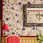 Обои с вышивкой ручной работы Flora Catherine colourway on Liso Pearl wool sateen варинант исполнения - 2 | Loft Concept в Ижевске