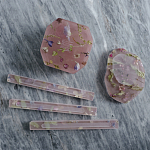 Шкатулка из эпоксидной смолы с цветами розовая Epoxy Resin Square Box Pink варинант исполнения - 4 | Loft Concept в Ижевске