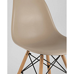 Пластиковый стул на ножках из массива бука Eames Beige варинант исполнения - 2 | Loft Concept в Ижевске