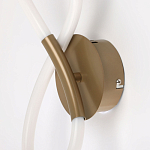 Бра с белым плафоном в форме восьмерки и круглым основанием Luke Lampco Tracer Lamp варинант исполнения - 4 | Loft Concept в Ижевске