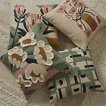 Подушка с цветочным принтом Blooming Elegance Rose варинант исполнения - 6 | Loft Concept в Ижевске