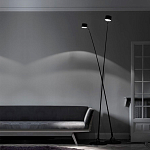 Торшер с изогнутой черной металлической стойкой и цилиндрическим плафоном Davide Groppi варинант исполнения - 6 | Loft Concept в Ижевске