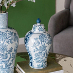 Ваза с крышкой и голубым цветочным рисунком на белом фоне Blue & White Ornament варинант исполнения - 4 | Loft Concept в Ижевске