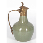 Кувшин зеленого цвета из фарфора с бронзовой крышкой и изогнутой ручкой Eden Garden porcelain and bronze варинант исполнения - 1 | Loft Concept в Ижевске