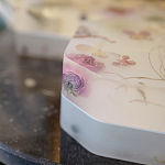 Шкатулка из эпоксидной смолы с цветами белая Epoxy Resin Square Box White варинант исполнения - 6 | Loft Concept в Ижевске