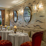 Обои ручная роспись Fishes Blue Pearl on Tarnished Silver gilded silk with pearlescent antiquing варинант исполнения - 7 | Loft Concept в Ижевске