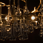 Потолочная люстра в виде ветвей деревьев золотого цвета с прозрачными подвесками-каплями Droplet Chandelier варинант исполнения - 6 | Loft Concept в Ижевске