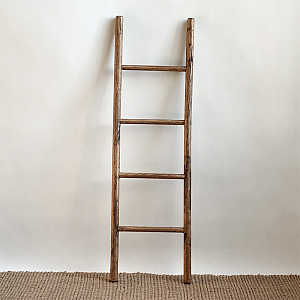 Лестница-вешалка Rocio Hanger Ladder