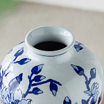 Ваза с бело-синей росписью и изображением цветов Blue & White Ornament варинант исполнения - 3 | Loft Concept в Ижевске