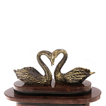 Часы настольные из натурального камня с декором в виде двух лебедей Swans Stone Clock варинант исполнения - 8 | Loft Concept в Ижевске