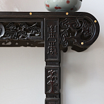 Черная резная консоль в Китайском стиле из массива Black Dragon Console варинант исполнения - 1 | Loft Concept в Ижевске