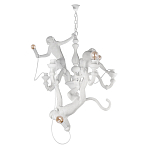 Люстра с тремя фигурами обезьян с лампочками в руках белого цвета Hanging Monkey варинант исполнения - 1 | Loft Concept в Ижевске