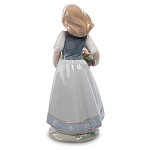 Статуэтка фарфоровая Девочка с корзиной цветов Charming Statuette варинант исполнения - 1 | Loft Concept в Ижевске