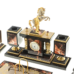 Настольный письменный набор из яшмы и долерита с декором в виде коня Manager Organizer варинант исполнения - 2 | Loft Concept в Ижевске