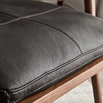 Кресло c каркасом из массива дерева и мягкой кожаной обивкой Walnut Armchair варинант исполнения - 7 | Loft Concept в Ижевске