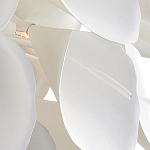 Люстра белая каплевидной формы из цветков лилии White Natural Lines варинант исполнения - 3 | Loft Concept в Ижевске