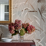 Обои ручная роспись Wild Grasses Special Colourway on Pale Grey dyed silk варинант исполнения - 2 | Loft Concept в Ижевске